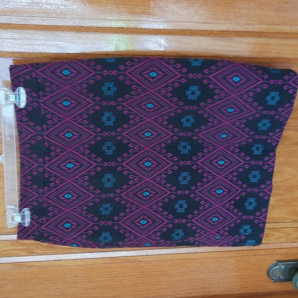 Fully-lined Print Skirt